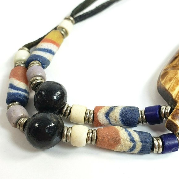 Vintage Ethnic Carved Stone Necklace Leather Cord - Picture 7 of 8